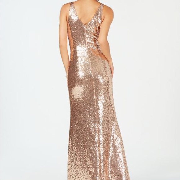 Champagne gown 🥂 - Picture 3 of 8